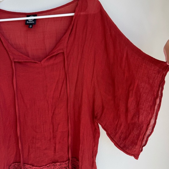 Bobeau Red Blouse with Lace Hem - Picture 4 of 8